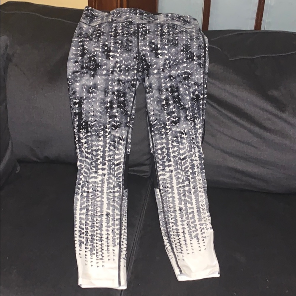 Black and white leggings